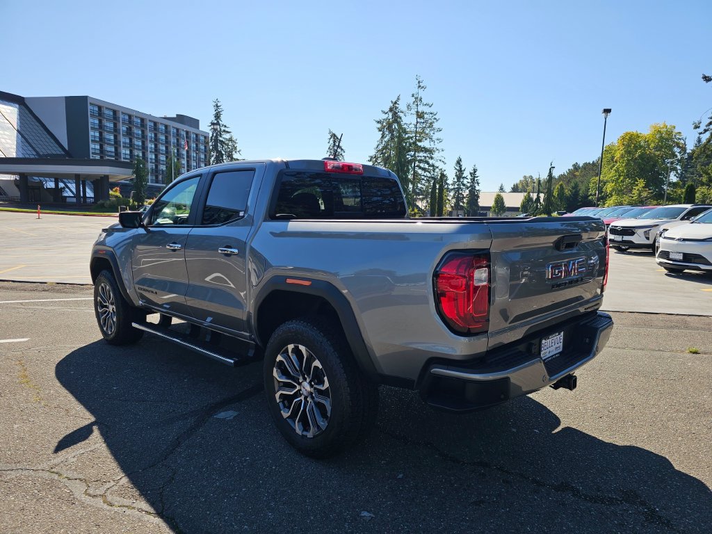 New 2026 GMC Canyon Denali w/ LPO, Black Badging Package AWD/4WD image 5