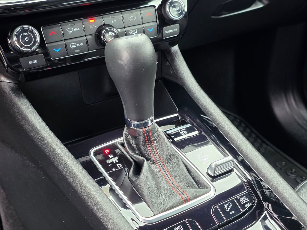 Used 2023 Jeep Compass Trailhawk w/ Trailhawk Convenience Group image 27