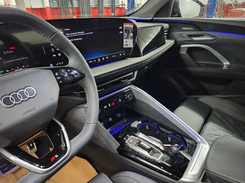 New 2025 Audi SQ5 Premium Plus image 11