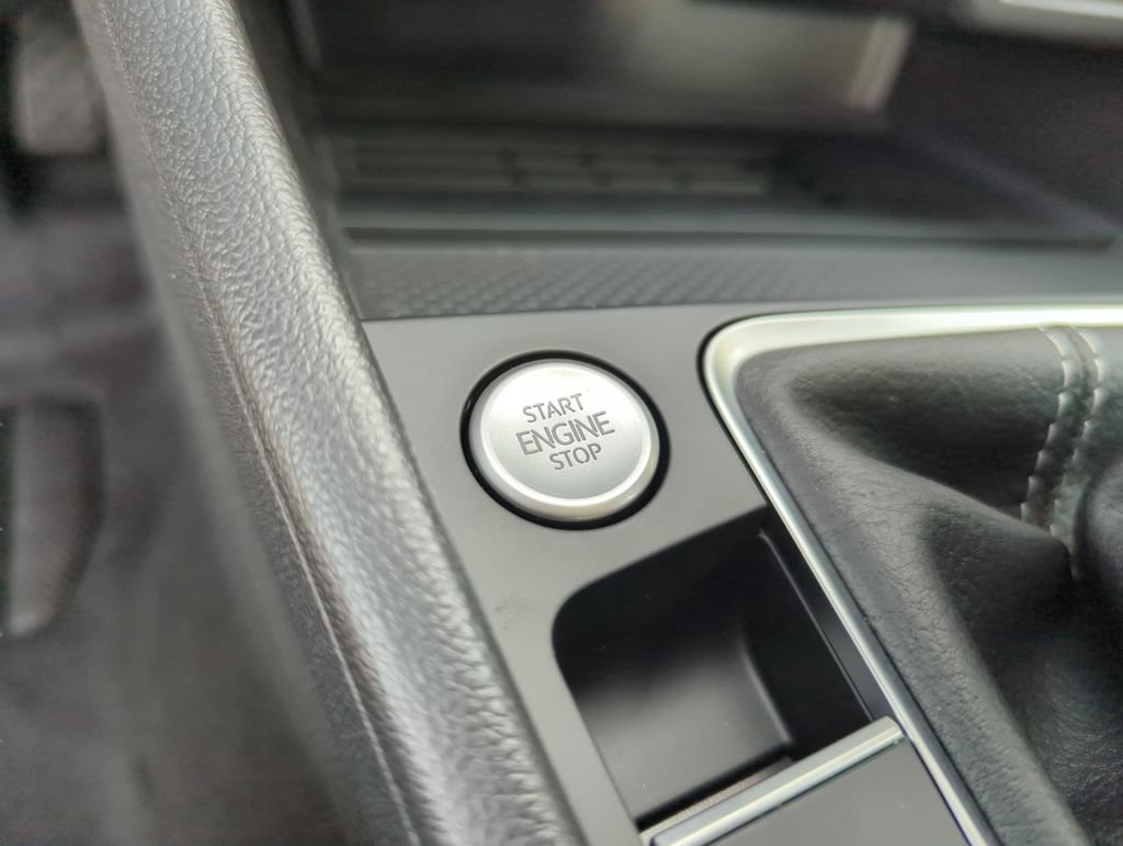New 2026 Volkswagen Jetta SE FWD image 41