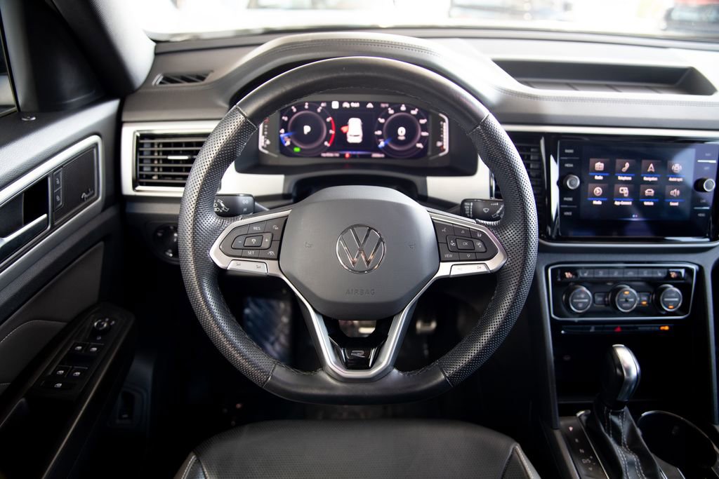 Used 2023 Volkswagen Atlas Cross Sport SEL Premium R-Line image 16