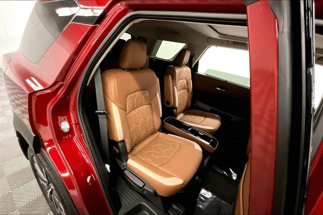New 2026 Nissan Pathfinder Platinum AWD/4WD image 35