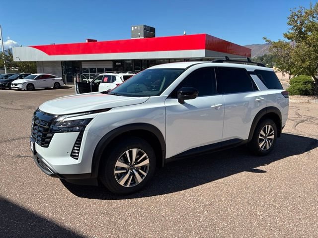 New 2026 Nissan Pathfinder SL AWD/4WD image 3