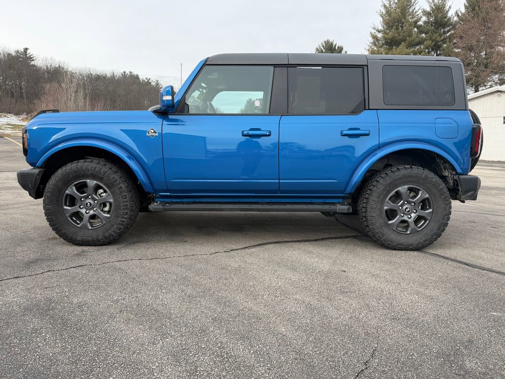Used 2022 Ford Bronco Outer Banks image 10