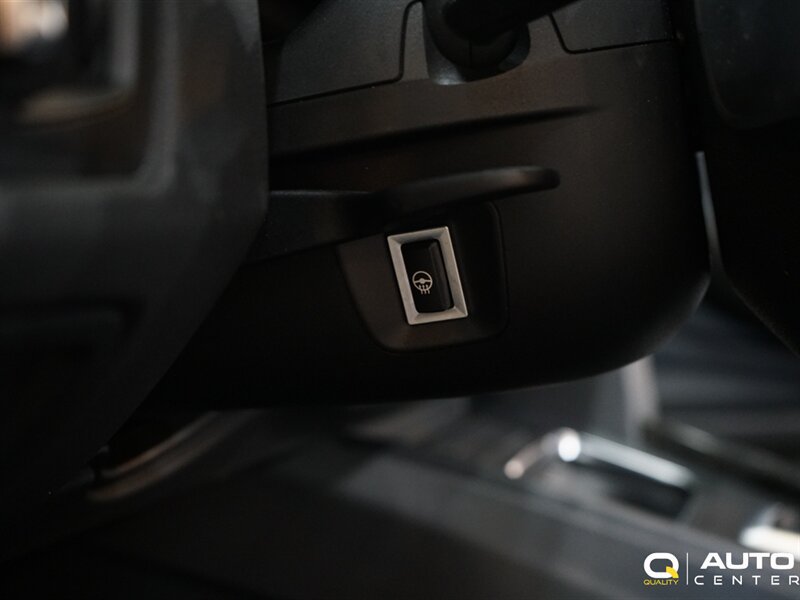 Used 2018 BMW 430i xDrive Convertible AWD/4WD image 19