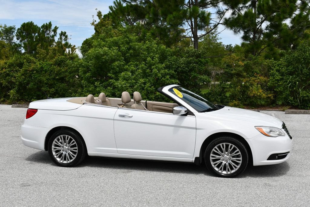 Used 2012 Chrysler 200 Limited FWD image 8