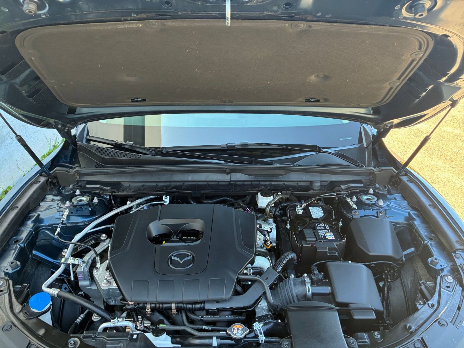 Used 2025 MAZDA CX-50 AWD 2.5 S w/ Premium Package image 34