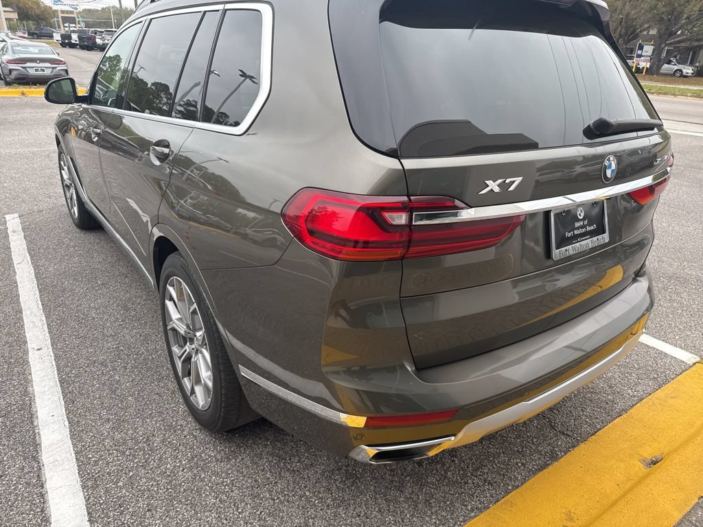 Used 2020 BMW X7 xDrive40i w/ Premium Package AWD/4WD image 2