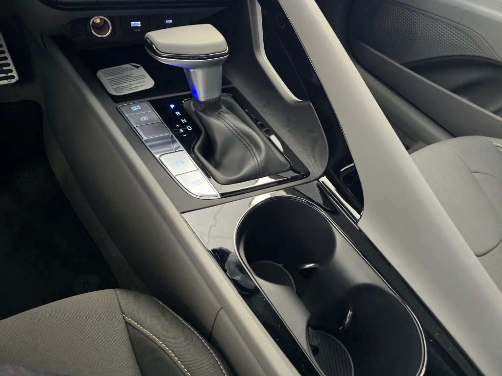 New 2026 Hyundai Elantra SEL Sport Premium FWD image 30