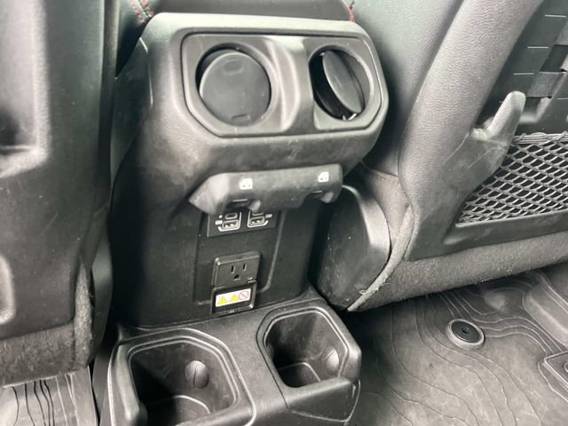 Used 2023 Jeep Gladiator Rubicon w/ LED Lighting Group AWD/4WD image 16