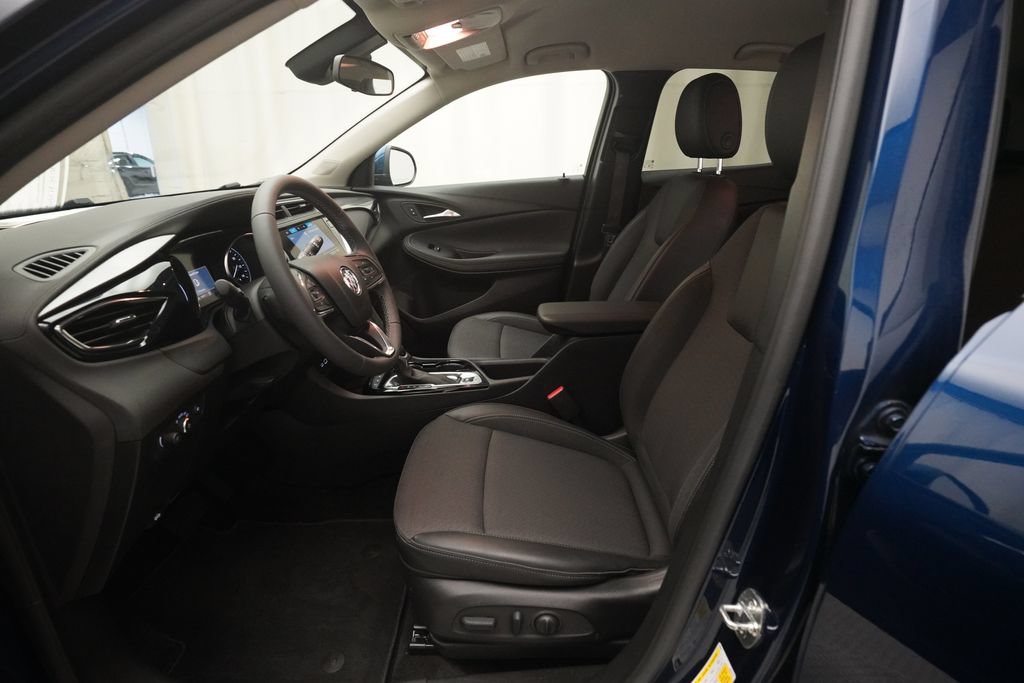 Used 2023 Buick Encore GX Preferred w/ Cold Weather Comfort Package AWD/4WD image 7