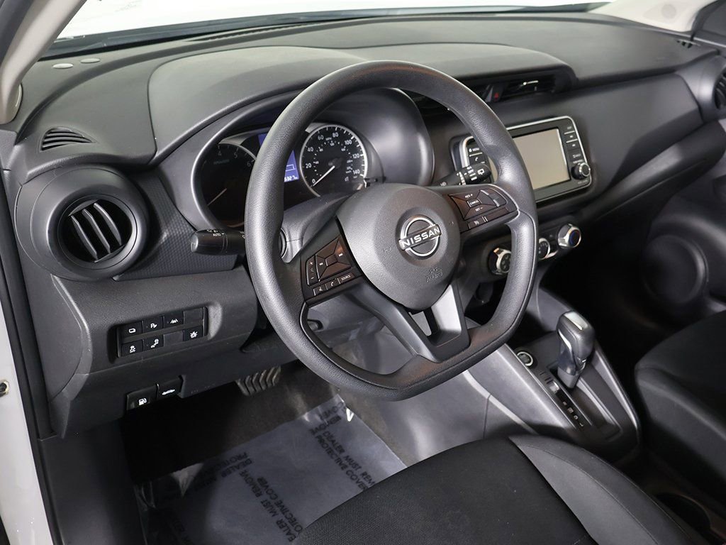 Used 2023 Nissan Kicks S image 23