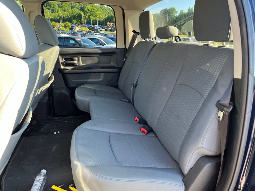 Used 2013 RAM 2500 Tradesman w/ Chrome Appearance Group AWD/4WD image 9
