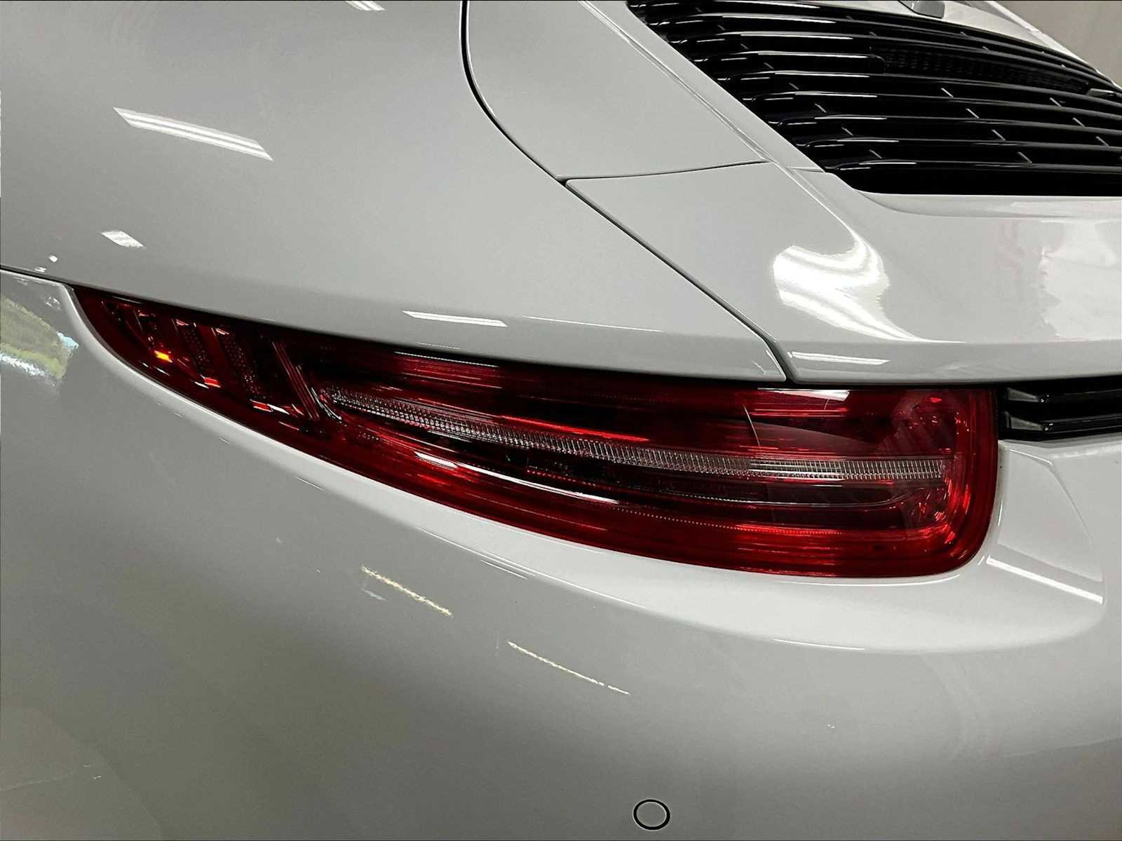 Used 2016 Porsche 911 Carrera GTS image 32