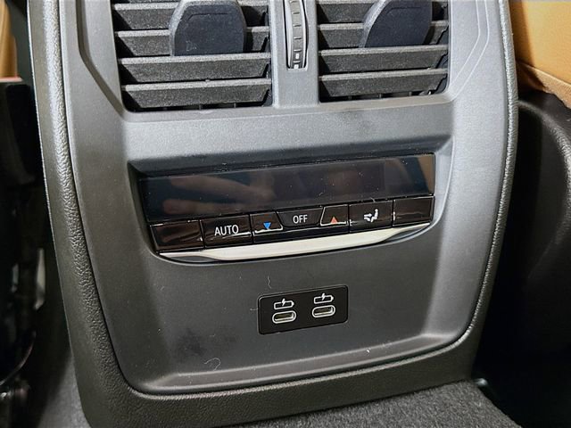 Used 2026 BMW 330i xDrive Sedan w/ Premium Package image 26