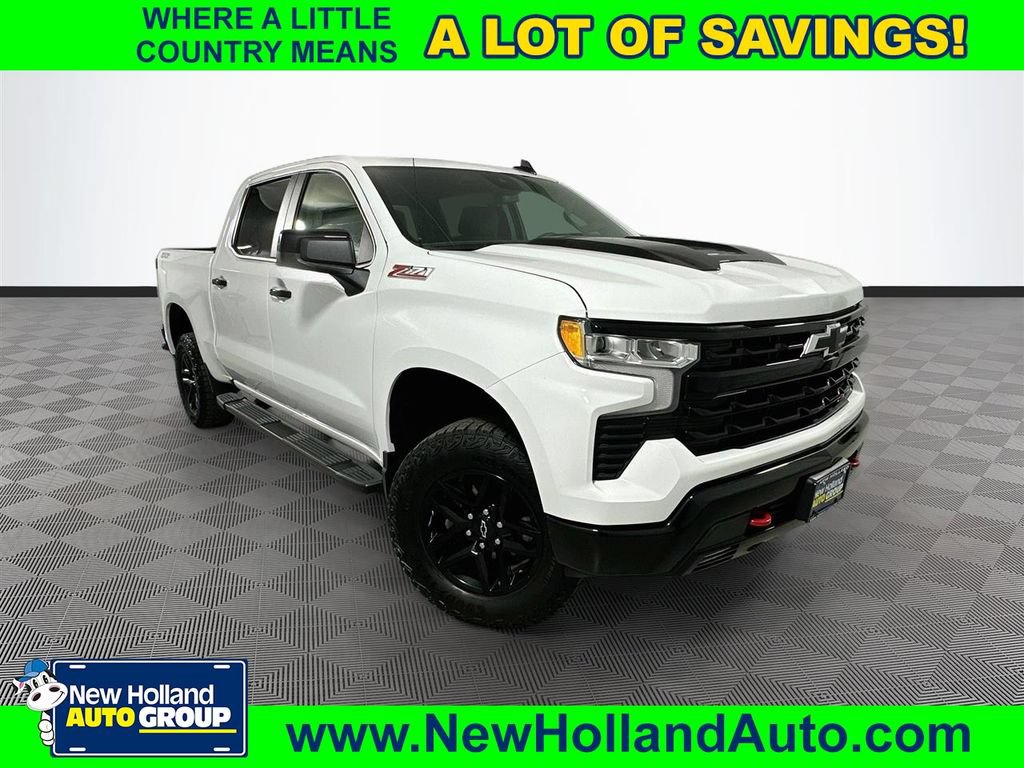 Used 2025 Chevrolet Silverado 1500 LT Trail Boss w/ Protection Package AWD/4WD image 1