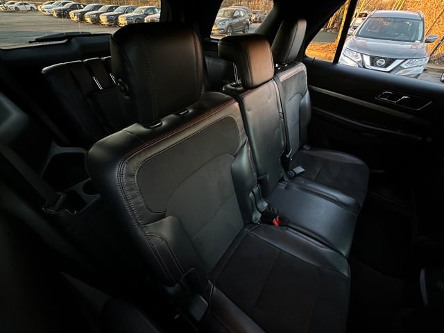 Used 2018 Ford Explorer XLT w/ Equipment Group 202A image 34