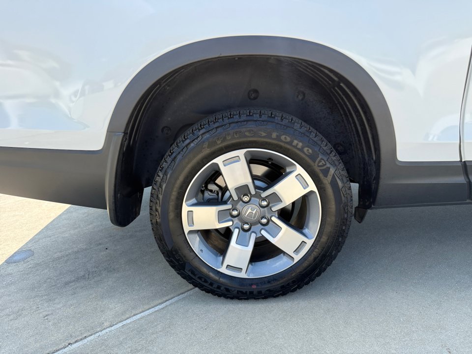 Certified 2025 Honda Ridgeline RTL image 26