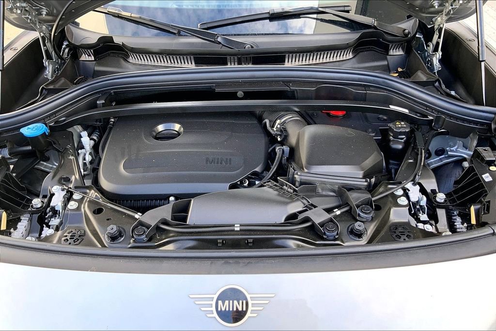 Certified 2025 MINI Cooper Countryman S w/ Comfort Package Max image 11