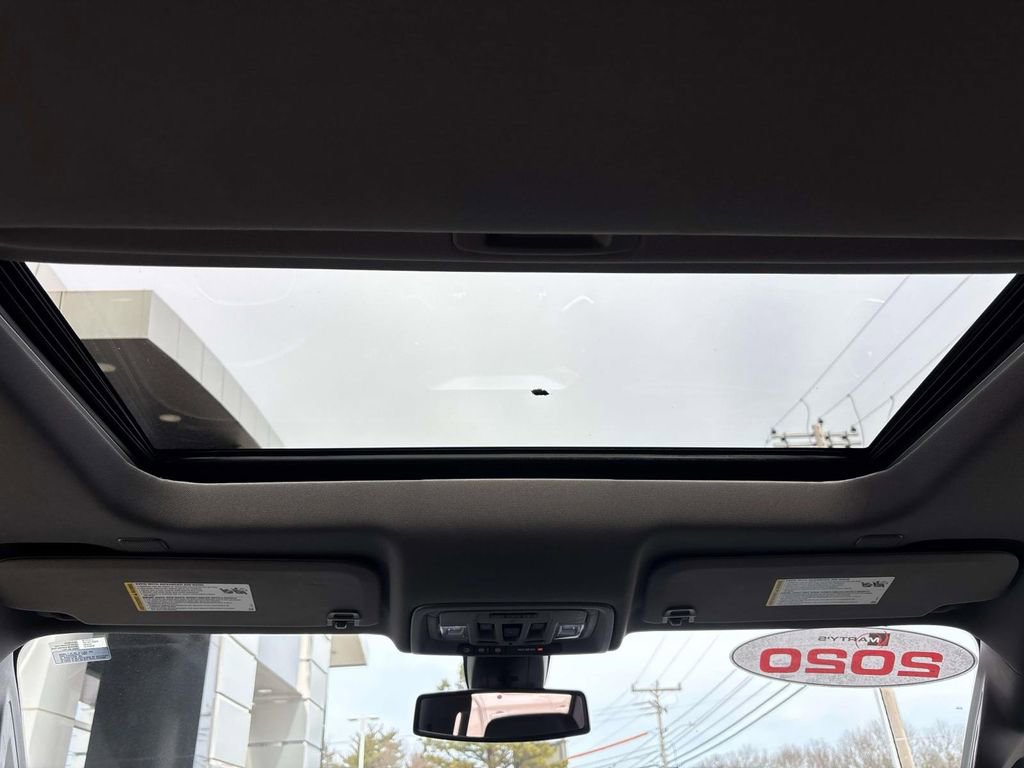 Used 2020 GMC Sierra 1500 SLT w/ SLT Premium Plus Package image 11