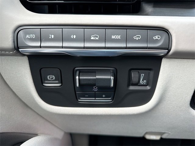 Used 2022 Cadillac Escalade ESV Premium Luxury Platinum image 29