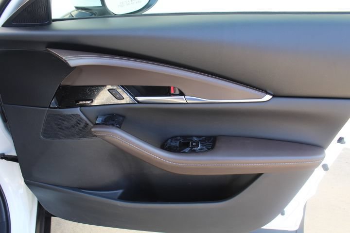 Used 2025 MAZDA CX-30 AWD 2.5 S w/ Premium Package image 17