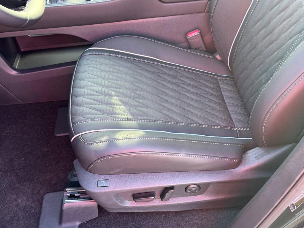 New 2026 INFINITI QX60 Autograph w/ Dark Cargo Package image 19