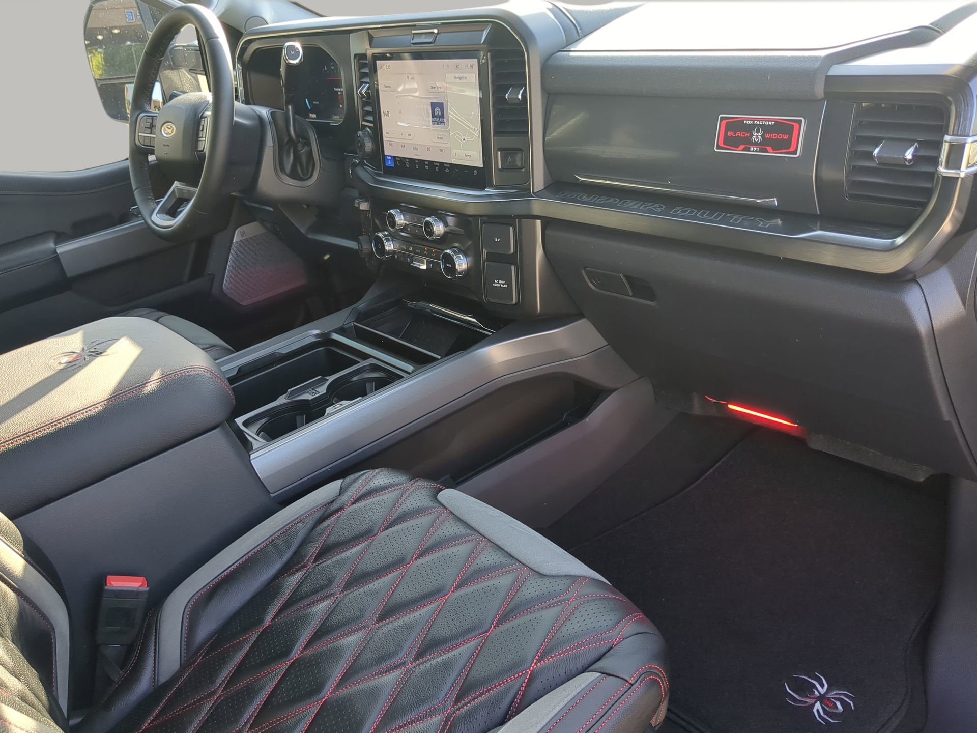 New 2026 Ford F250 Lariat w/ Black Appearance Package image 44