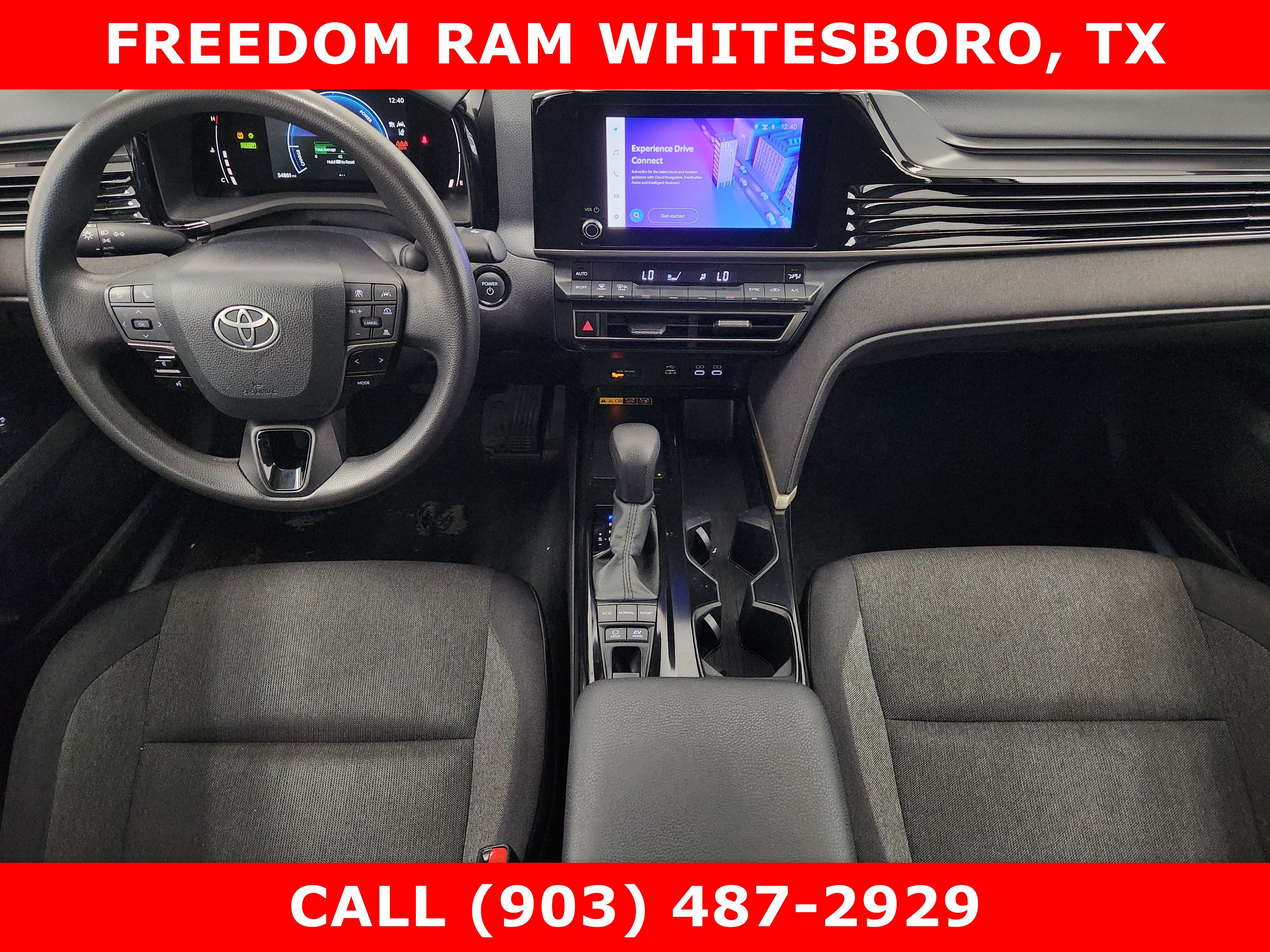 Used 2025 Toyota Camry LE FWD image 18