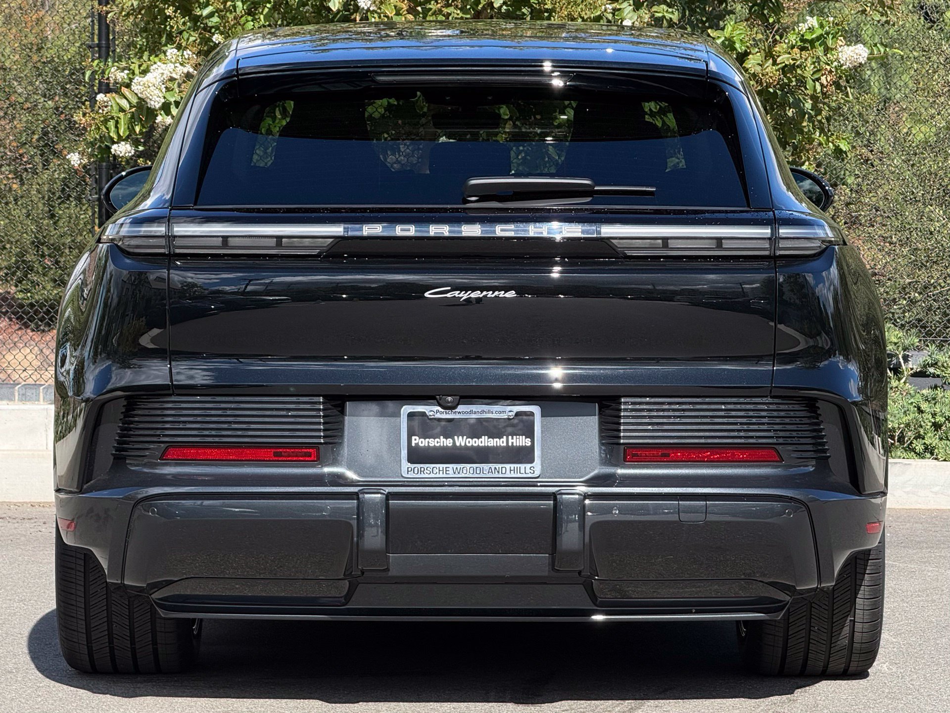 New 2026 Porsche Cayenne Electric AWD/4WD image 6