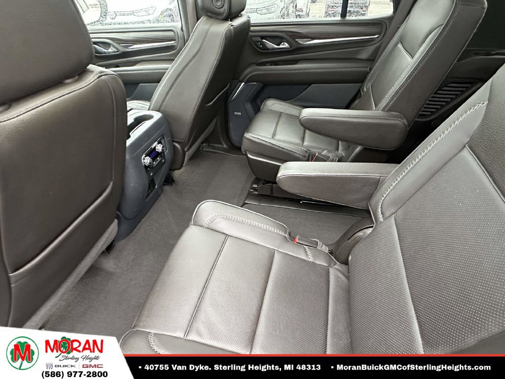 Used 2024 GMC Yukon Denali AWD/4WD image 12