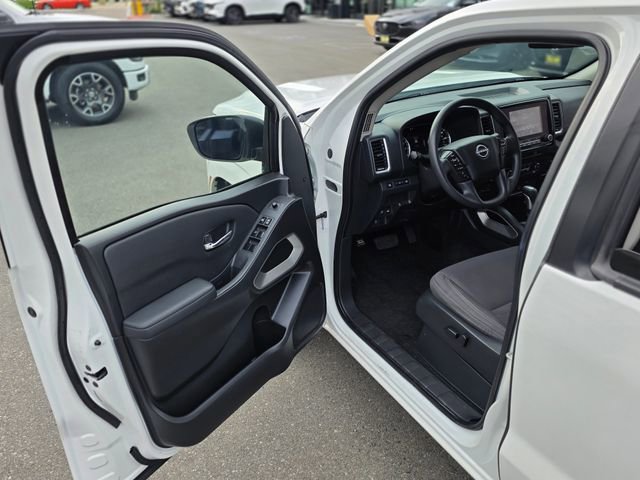 Used 2022 Nissan Frontier SV AWD/4WD image 30
