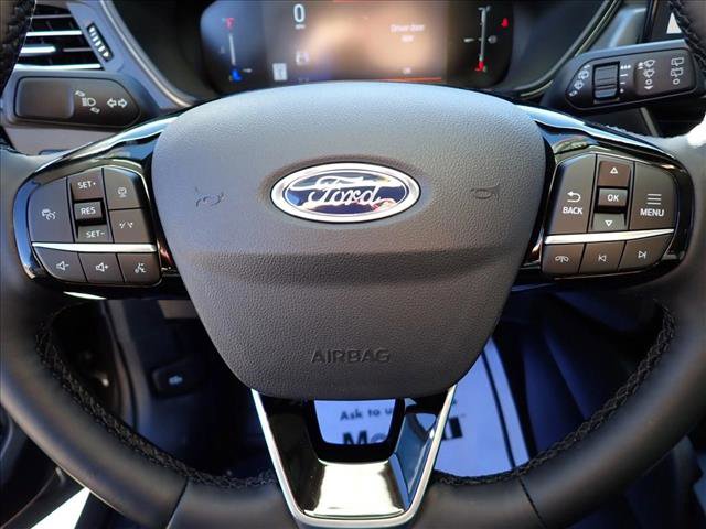 Used 2025 Ford Escape SE image 17