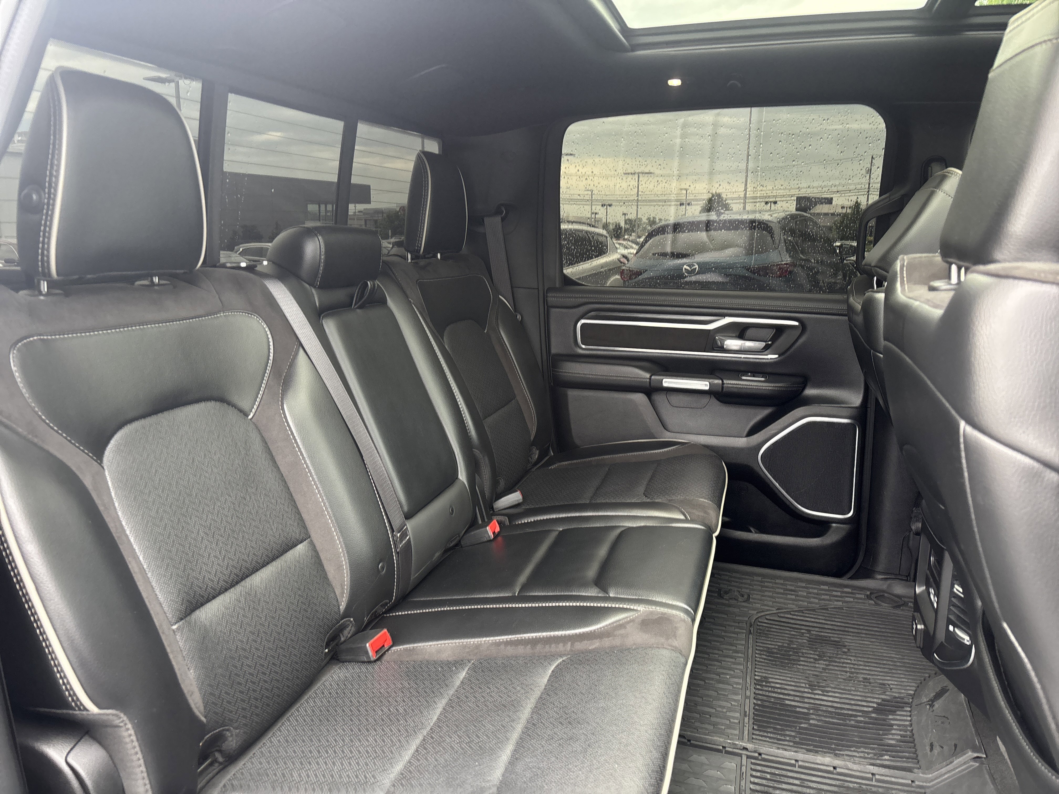 Used 2023 RAM 1500 Laramie AWD/4WD image 24