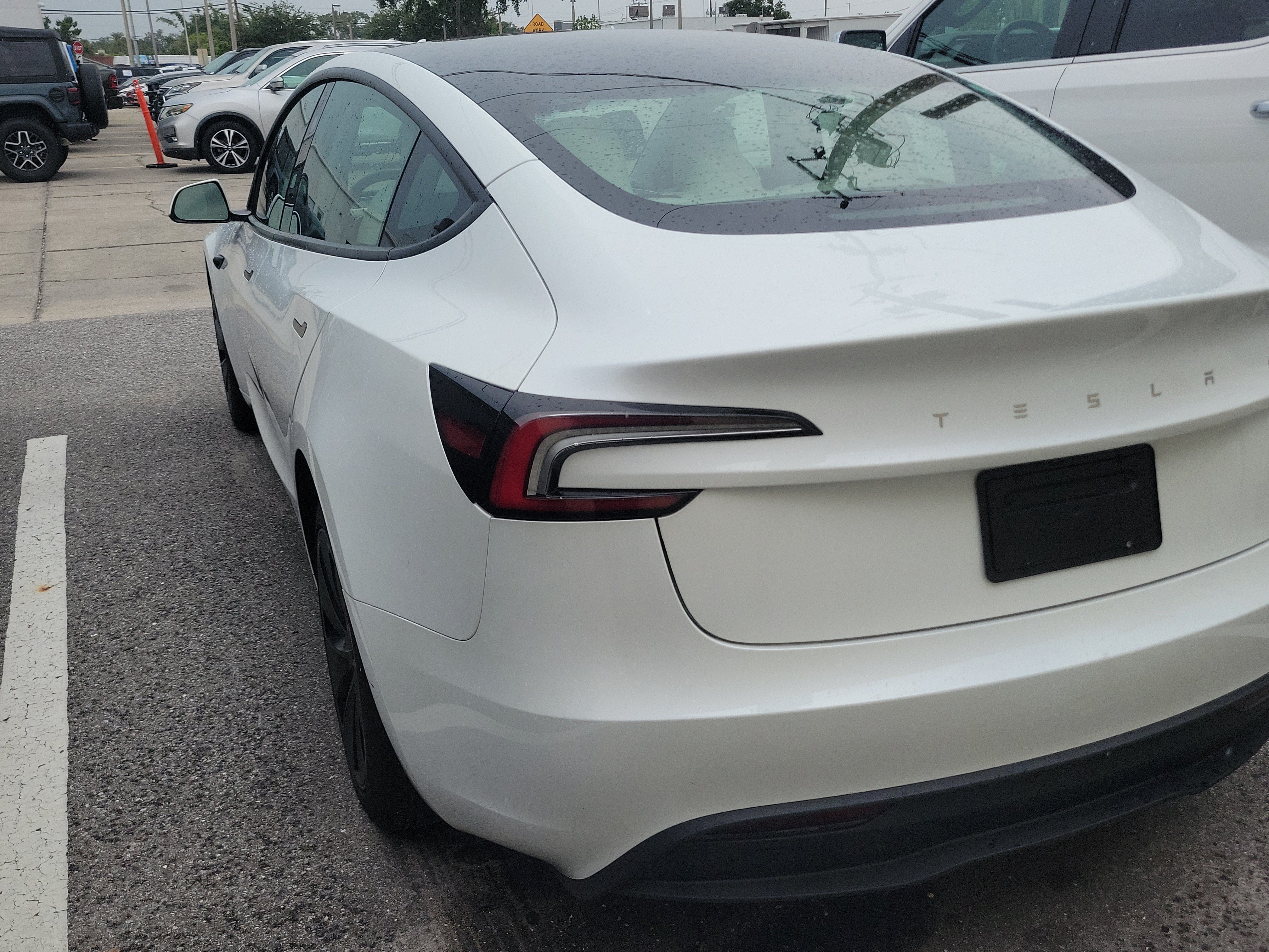 Used 2025 Tesla Model 3 Long Range RWD image 8