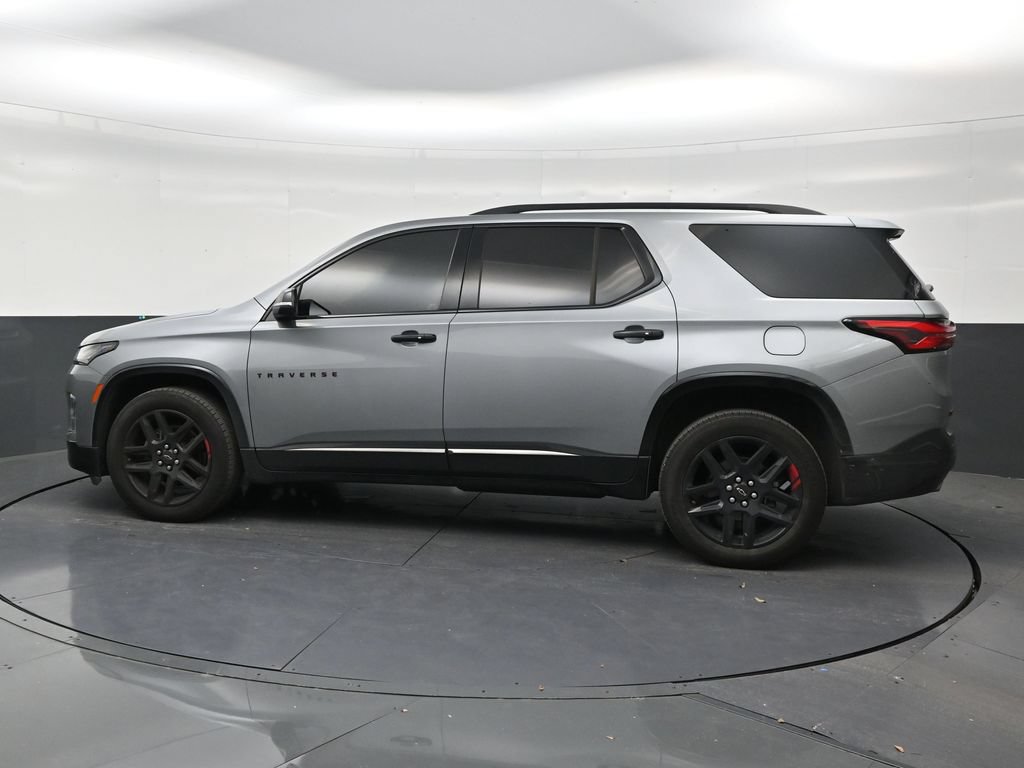 Used 2023 Chevrolet Traverse Premier w/ Redline Edition FWD image 2