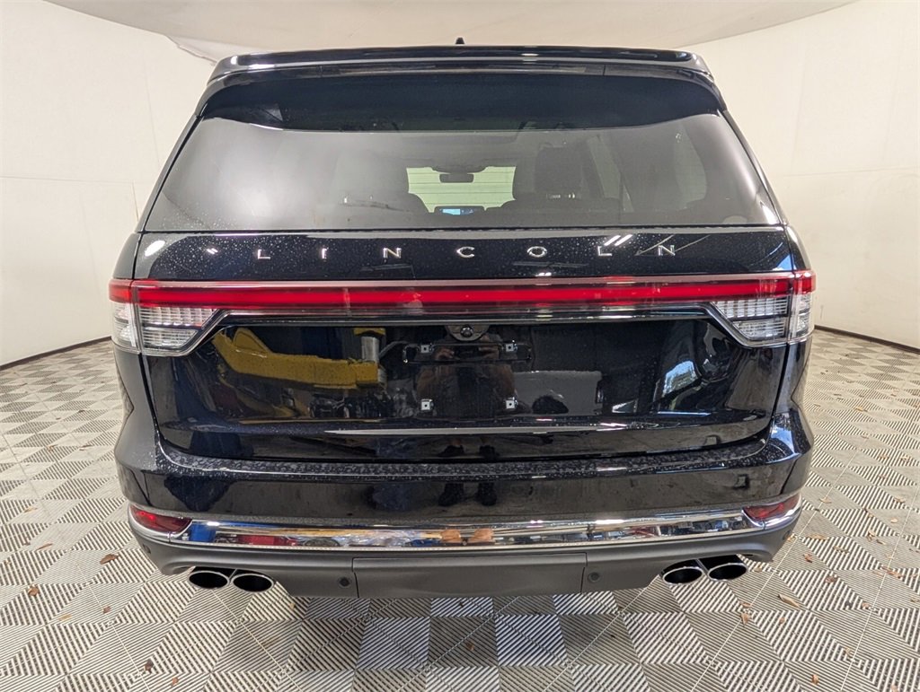 New 2025 Lincoln Aviator Reserve w/ Luxury Package image 9