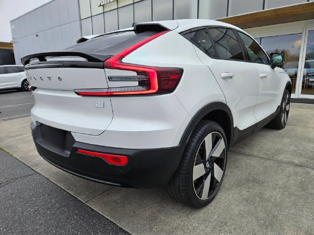 Certified 2023 Volvo C40 P8 Recharge Ultimate AWD/4WD image 5