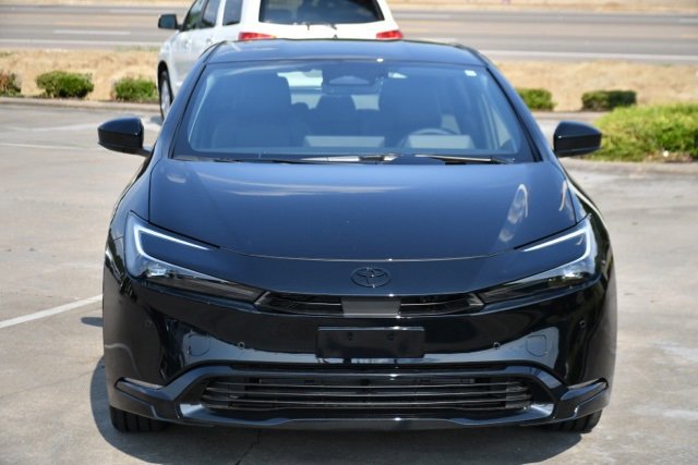 New 2026 Toyota Prius Plug-In Hybrid image 2