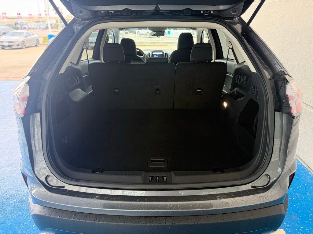Used 2024 Ford Edge SE image 12
