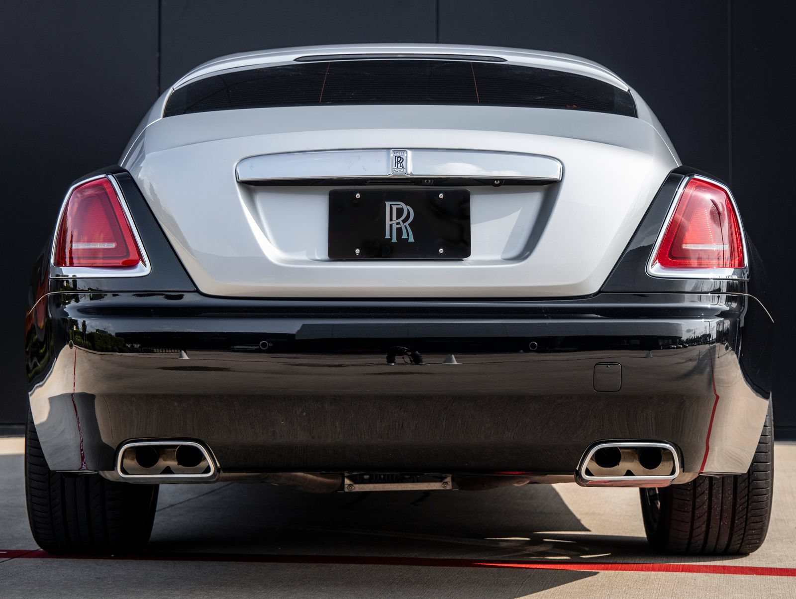 Used 2019 Rolls-Royce Wraith RWD image 10