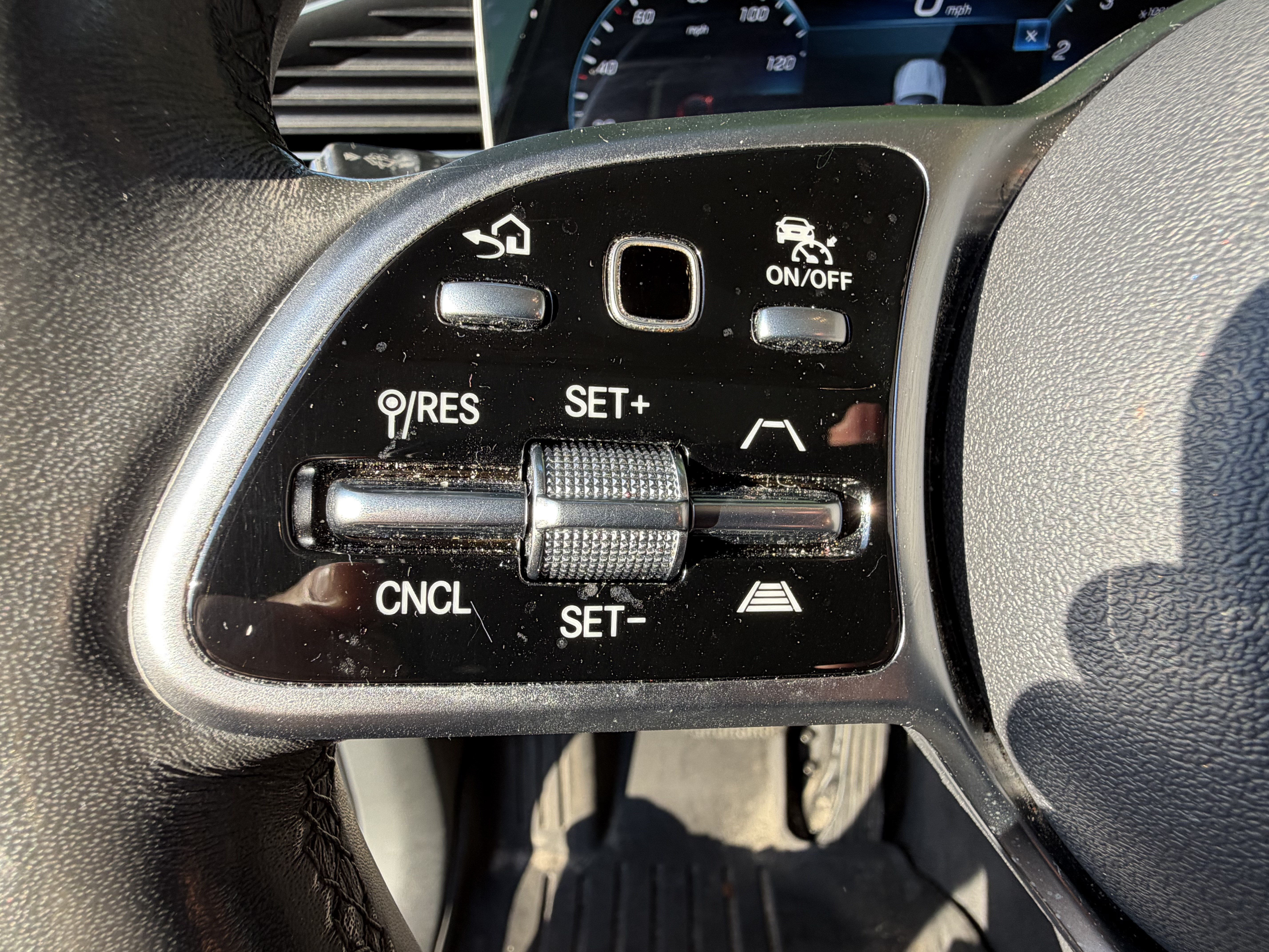 Used 2020 Mercedes-Benz GLE 450 4MATIC image 19