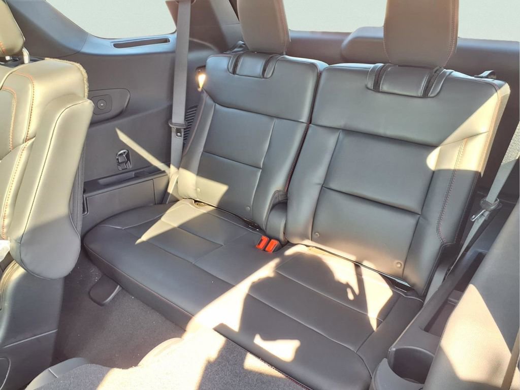 New 2026 Ford Explorer ST-Line AWD/4WD image 24