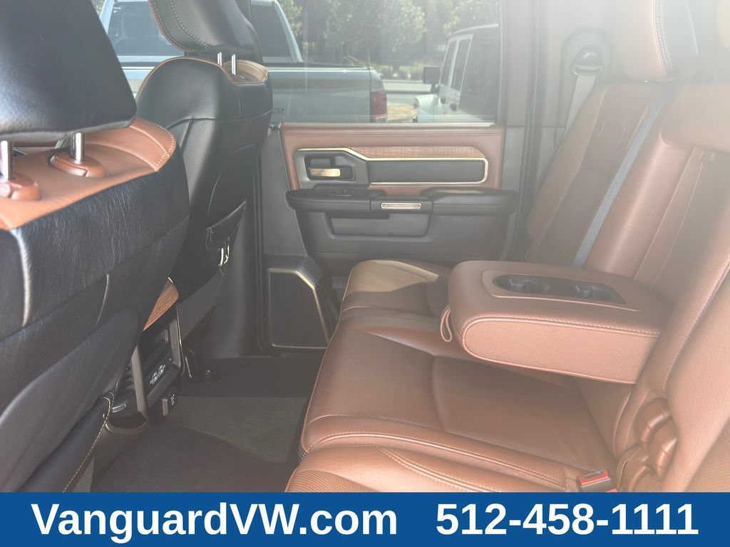 Used 2024 RAM 2500 Limited w/ Towing Technology Group AWD/4WD image 33