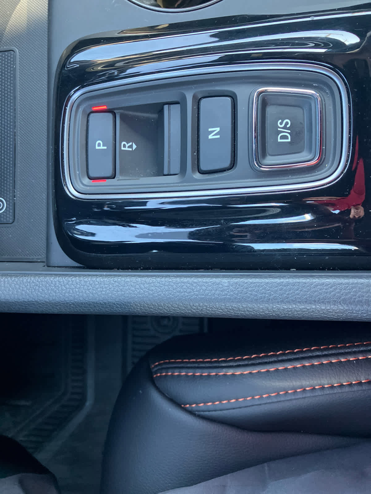 Used 2025 Honda Pilot TrailSport image 33