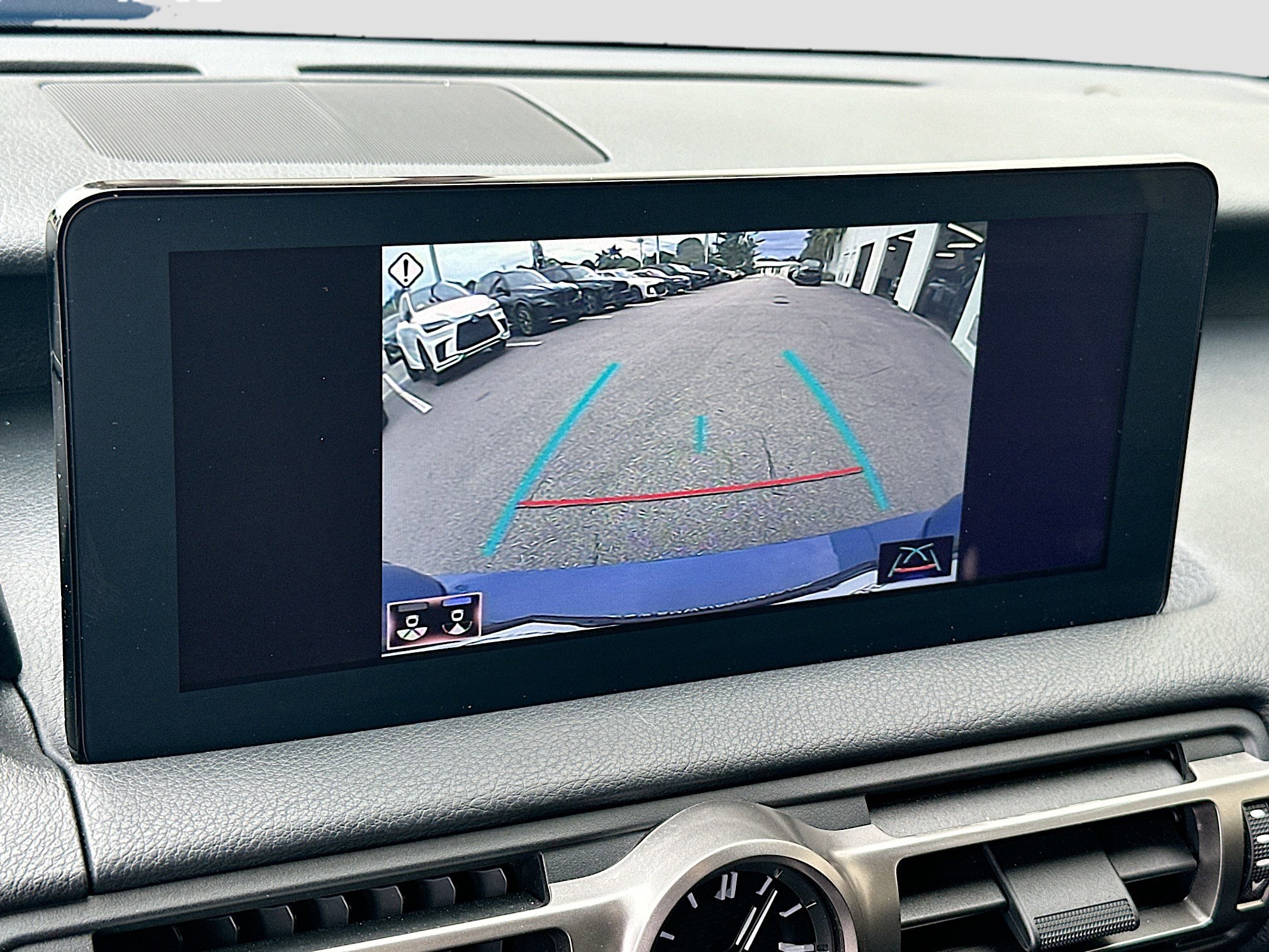 Used 2021 Lexus IS 350 F Sport RWD image 13