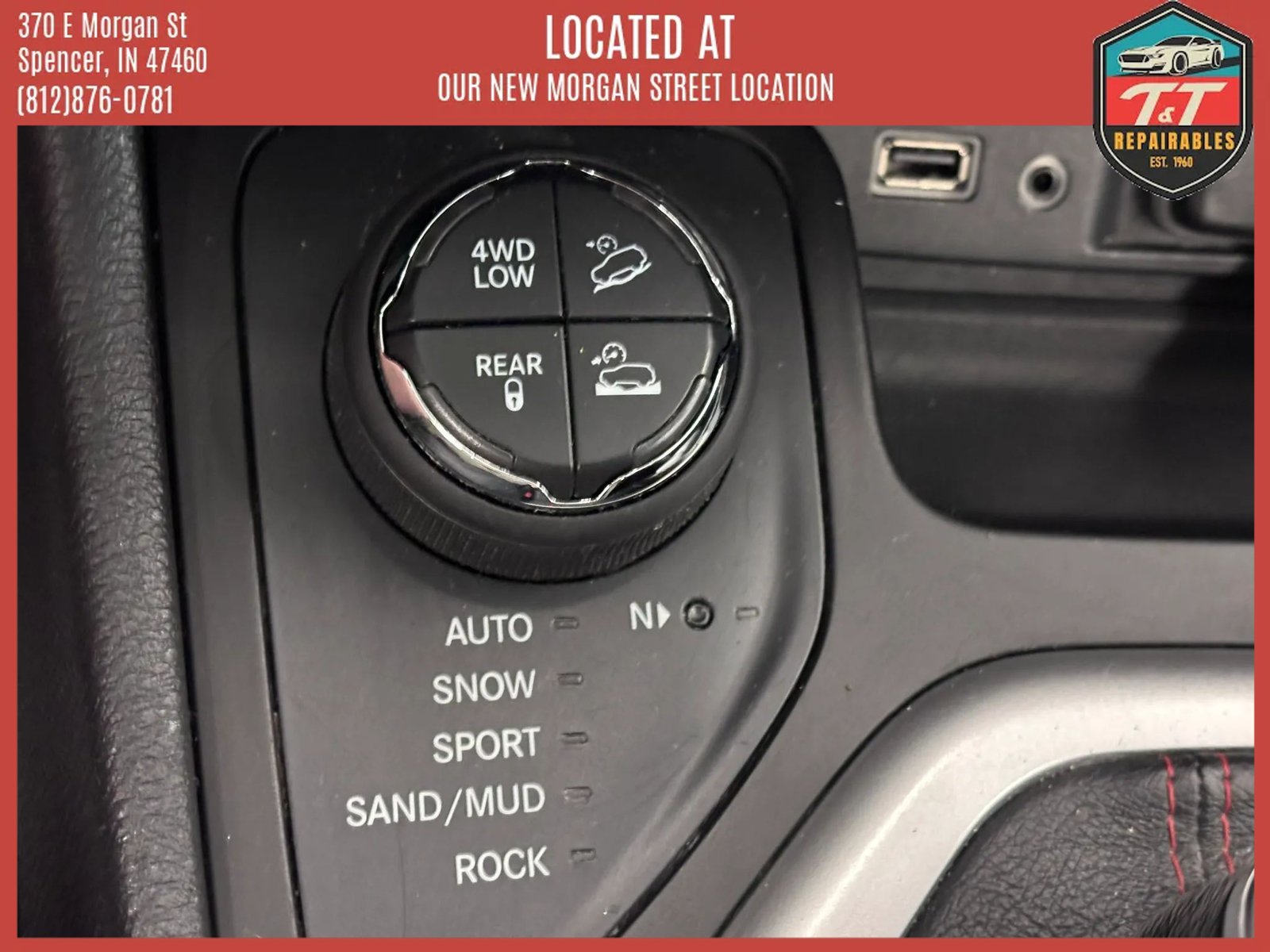 Used 2014 Jeep Cherokee Trailhawk w/ Comfort/Convenience Group AWD/4WD image 43