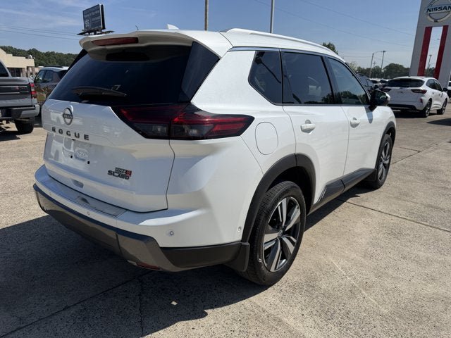 Used 2024 Nissan Rogue SL w/ SL Premium Package AWD/4WD image 9