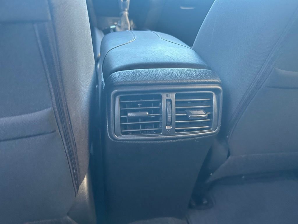 Used 2020 Nissan Rogue SV w/ Sun & Sound Touring Package image 43