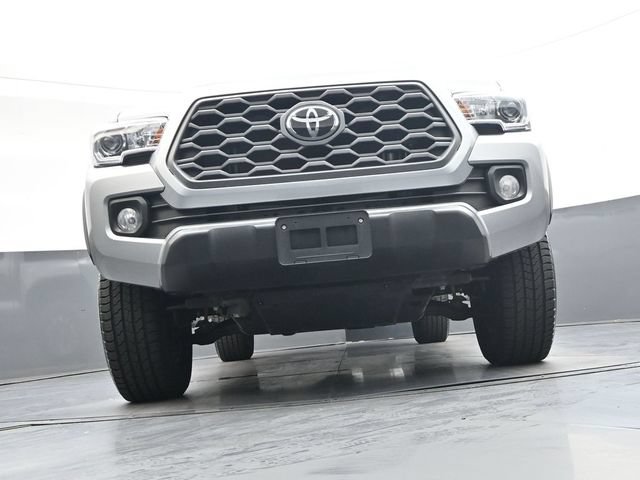 Used 2023 Toyota Tacoma TRD Off-Road w/ Black Out Package (TMS) AWD/4WD image 38